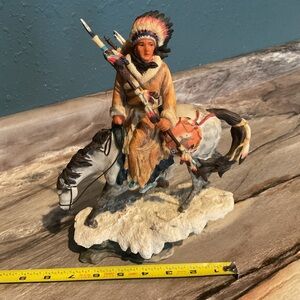 Pacific Gift Wear Native Riding His Horse ,Statue Nice